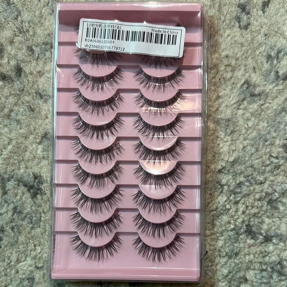False lashes